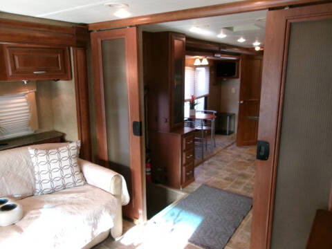 2013 Thor Motor Coach Challenger 37kt