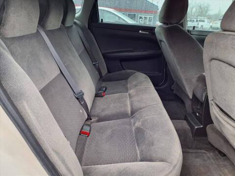 2011 Chevrolet Impala LS