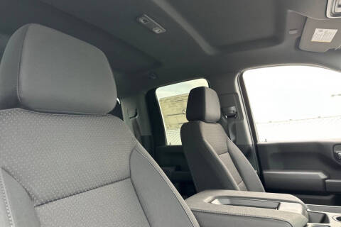 2025 GMC Sierra 2500HD Pro