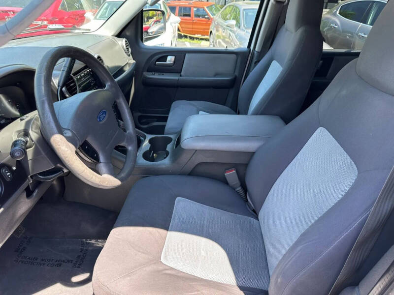2003 Ford Expedition XLT