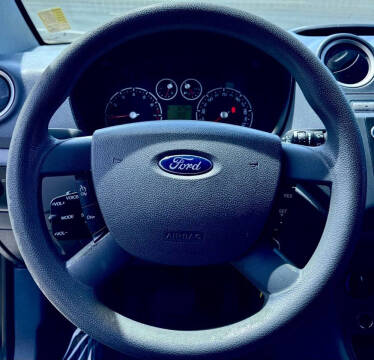 2013 Ford Transit Connect XLT Premium