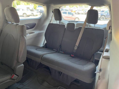 2017 Chrysler Pacifica Touring