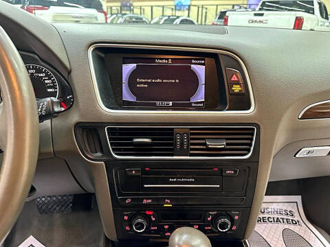 2012 Audi Q5 3.2 quattro Premium Plus