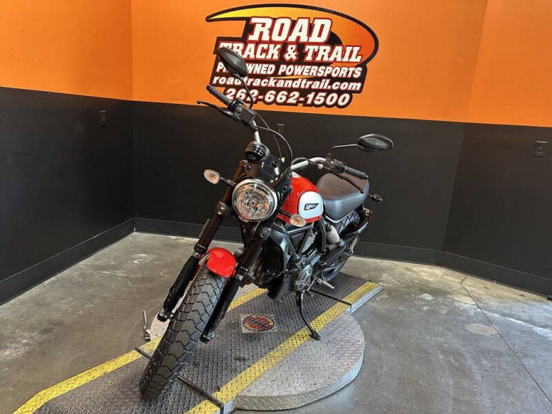 2015 Ducati Scrambler Icon Ducati Red