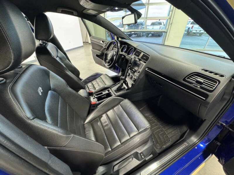 2016 Volkswagen Golf R