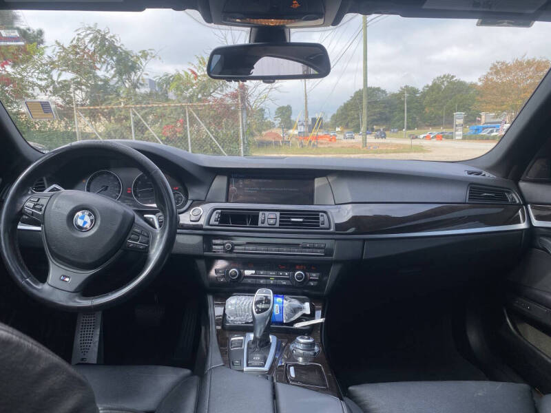 2012 BMW 5 Series 535i