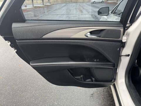 2019 Lincoln MKZ Hybrid