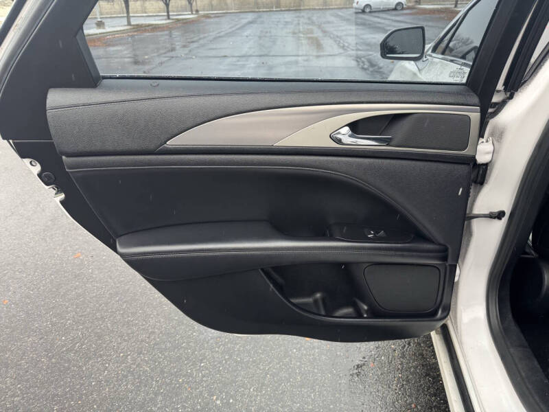 2019 Lincoln MKZ Hybrid