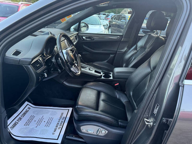 2015 Porsche Macan S