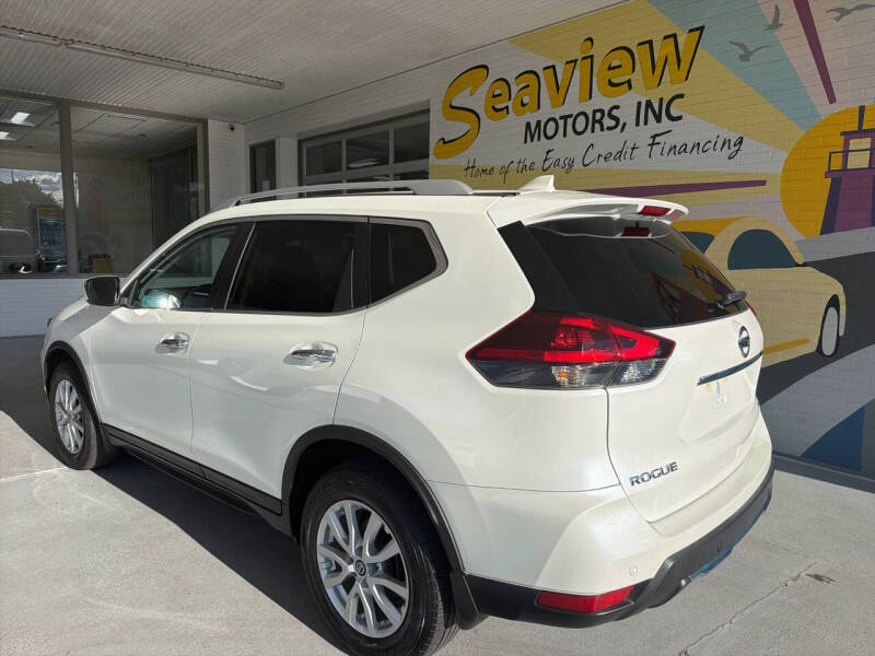 2020 Nissan Rogue SV