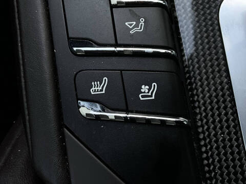 2016 Porsche Cayenne GTS