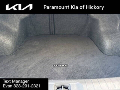 2022 Nissan Altima 2.5 SR