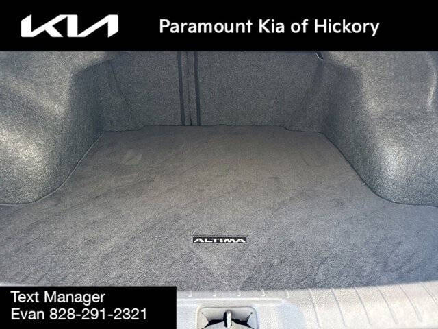 2022 Nissan Altima 2.5 SR