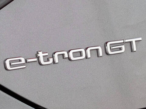 2023 Audi e-tron GT quattro Premium Plus
