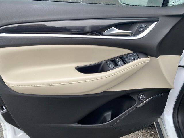 2019 Buick Enclave Essence