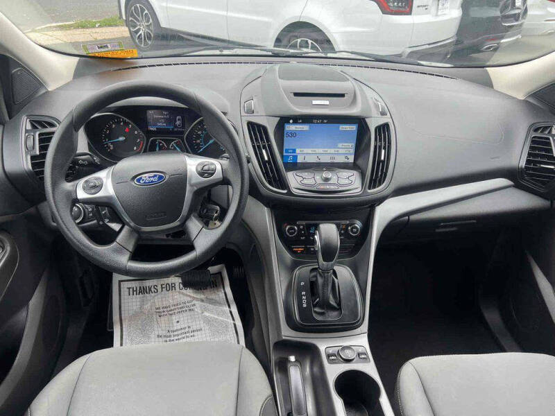 2016 Ford Escape SE
