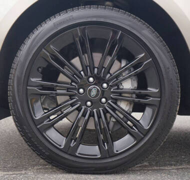 2023 Land Rover Range Rover P400 SE