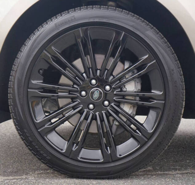 2023 Land Rover Range Rover P400 SE