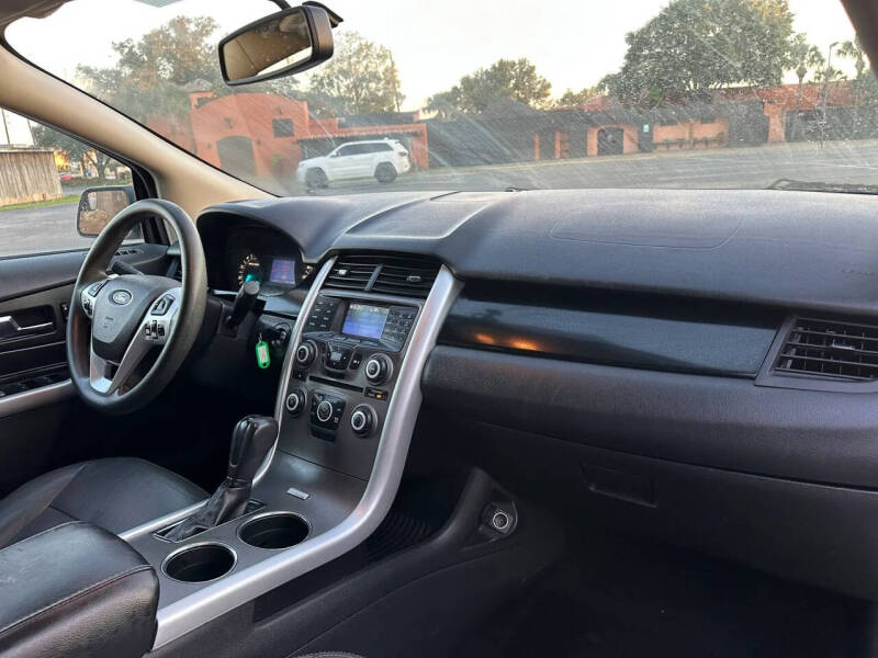 2013 Ford Edge SE