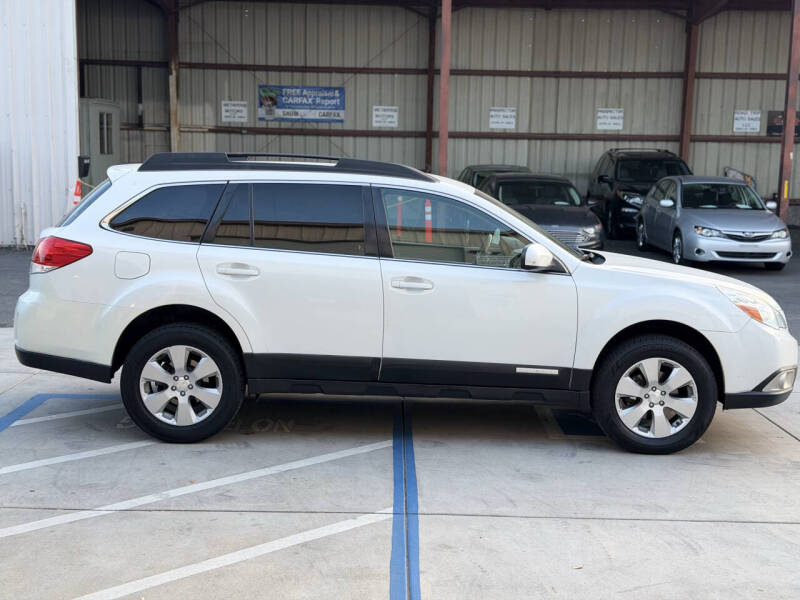 2012 Subaru Outback 2.5i Premium