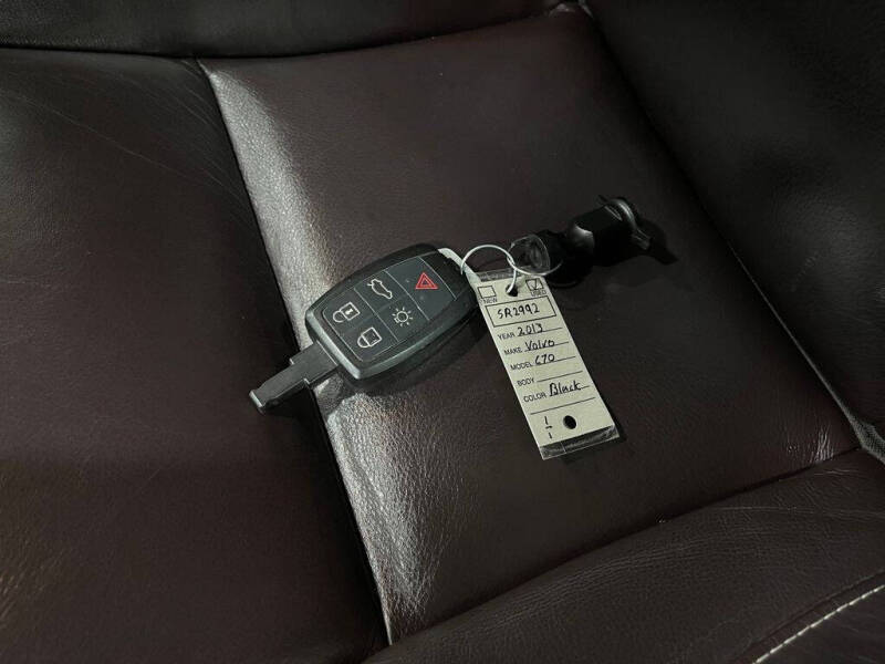 2013 Volvo C70 T5 Platinum