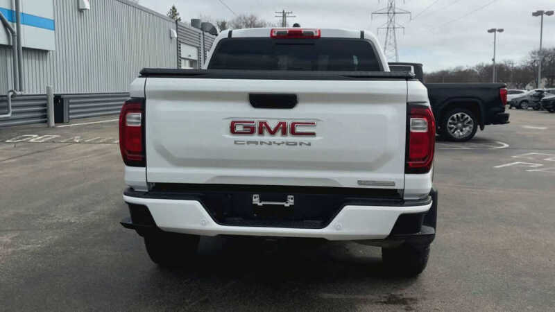 2023 GMC Canyon Elevation