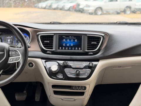 2021 Chrysler Voyager LXi