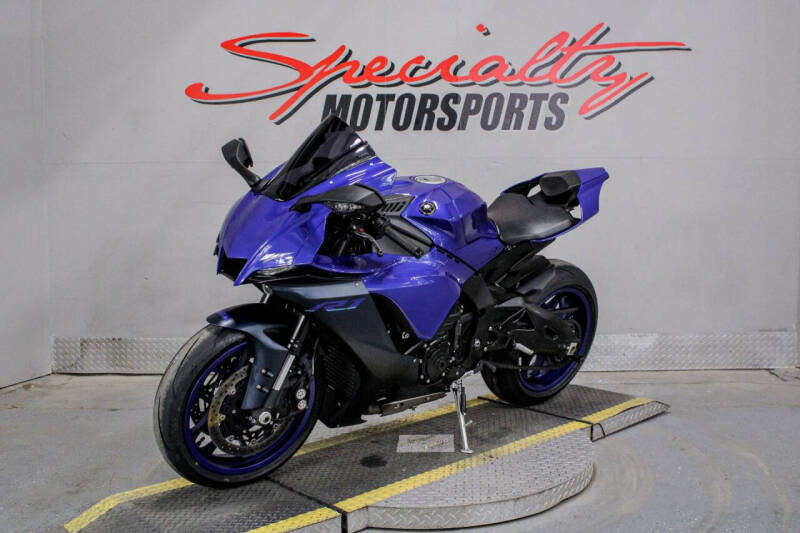 2023 Yamaha YZF-R1