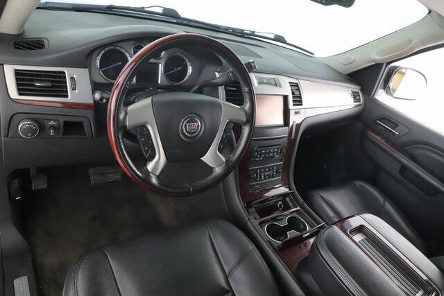 2013 Cadillac Escalade Luxury