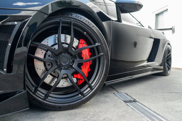 2012 Lamborghini Gallardo 8