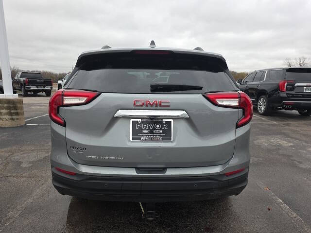 2024 GMC Terrain SLE