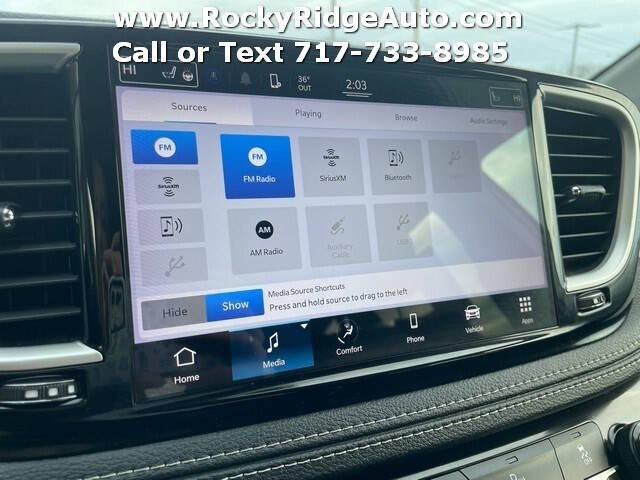 2022 Chrysler Pacifica Hybrid Touring L