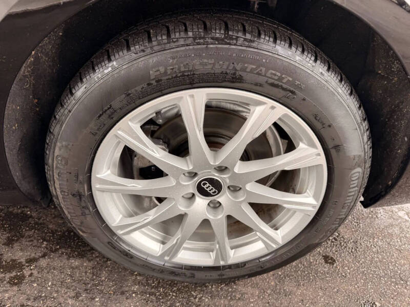 2021 Audi A4 quattro Premium 40 TFSI