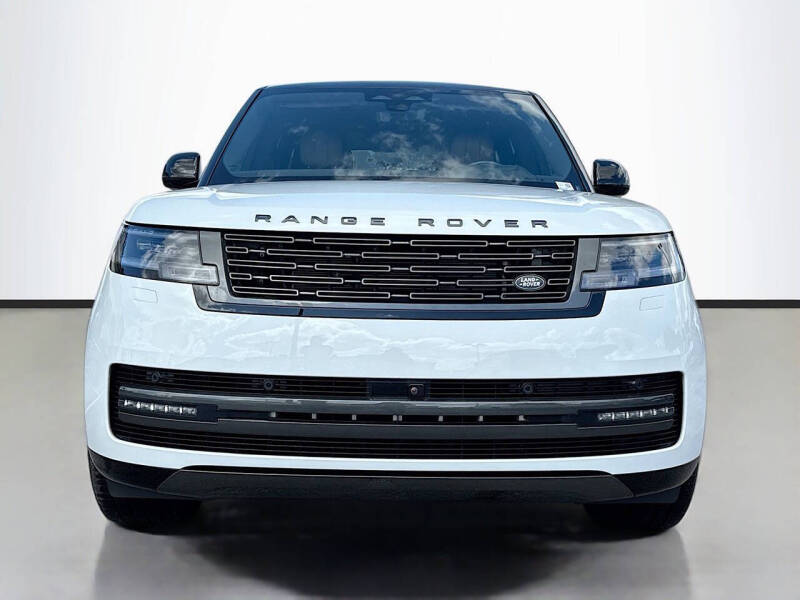 2025 Land Rover Range Rover P530 SE