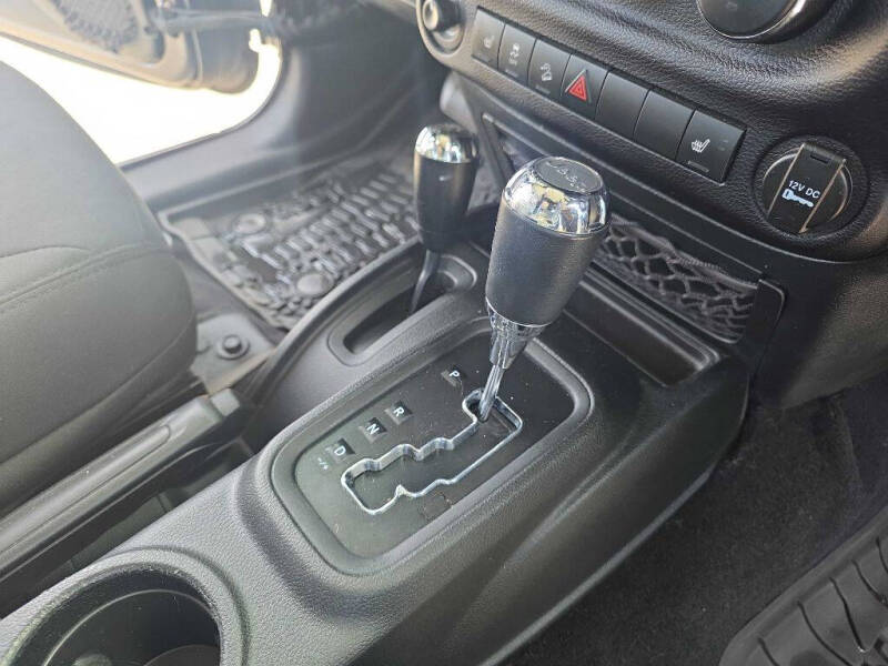 2017 Jeep Wrangler Unlimited Sport