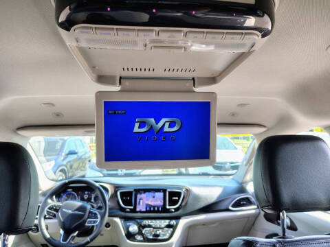 2018 Chrysler Pacifica Touring L