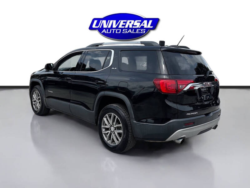 2018 GMC Acadia SLE-2