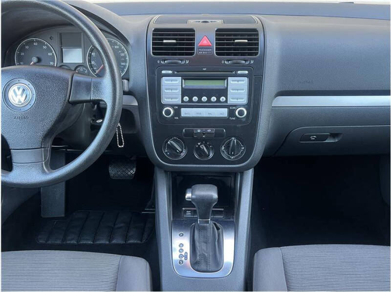 2009 Volkswagen Rabbit S PZEV