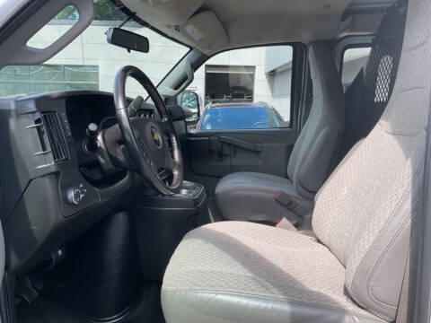 2021 Chevrolet Express 2500