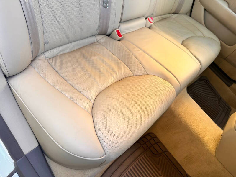 2004 Lexus LS 430
