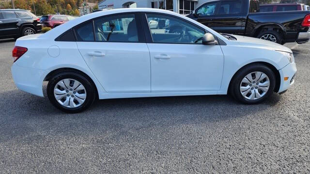 2016 Chevrolet Cruze Limited for sale at Tim Short CDJR Hazard in Hazard, KY