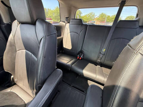 2016 GMC Acadia Denali