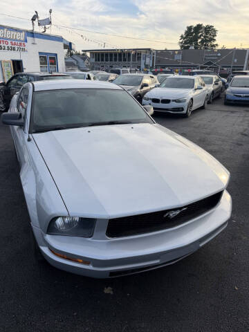 2007 Ford Mustang V6 Deluxe