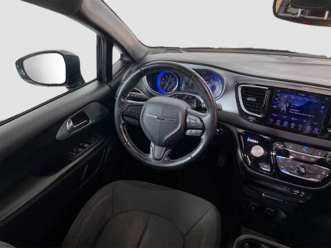 2018 Chrysler Pacifica Touring Plus