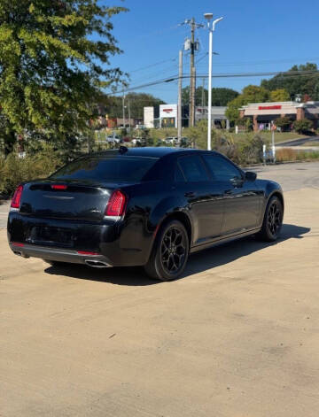 2021 Chrysler 300 Touring L