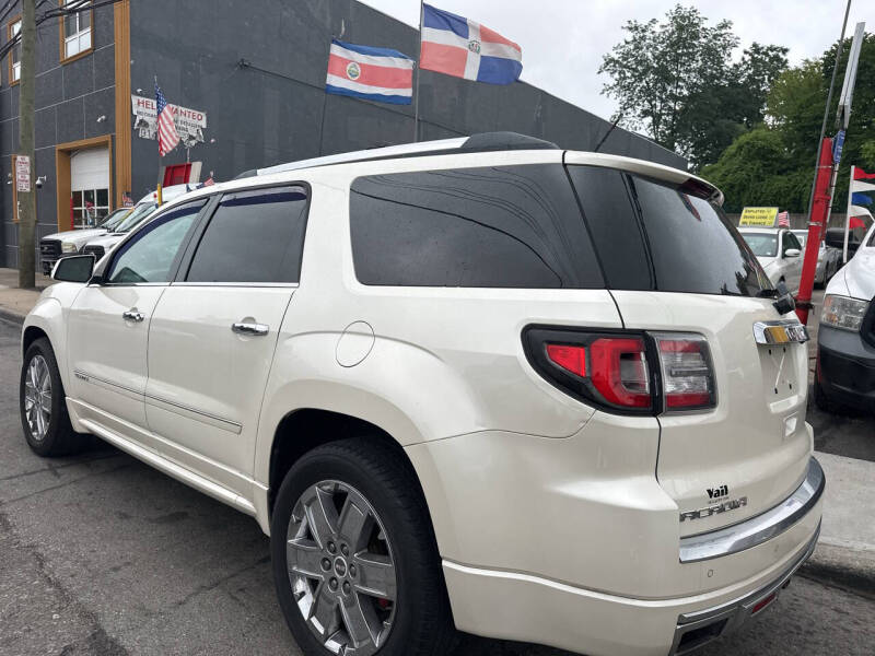 2013 GMC Acadia Denali
