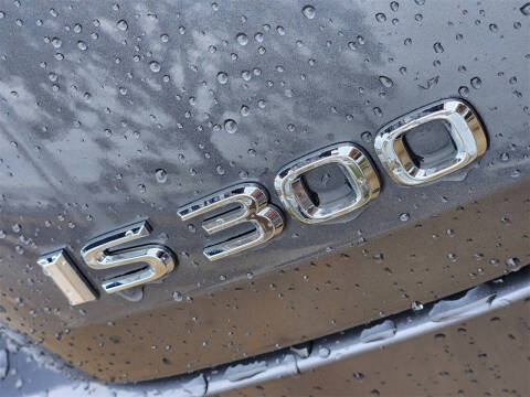 2023 Lexus IS 300