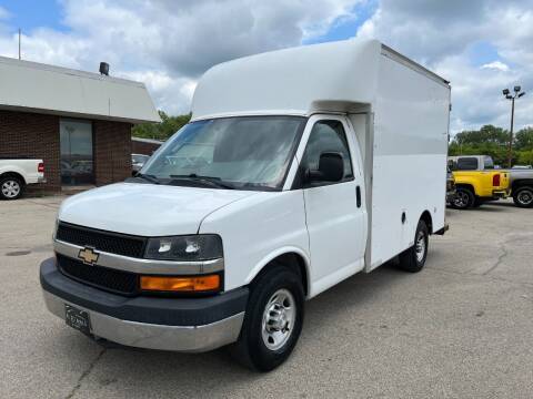 2016 Chevrolet Express for sale at Auto Mall of Springfield in Springfield IL