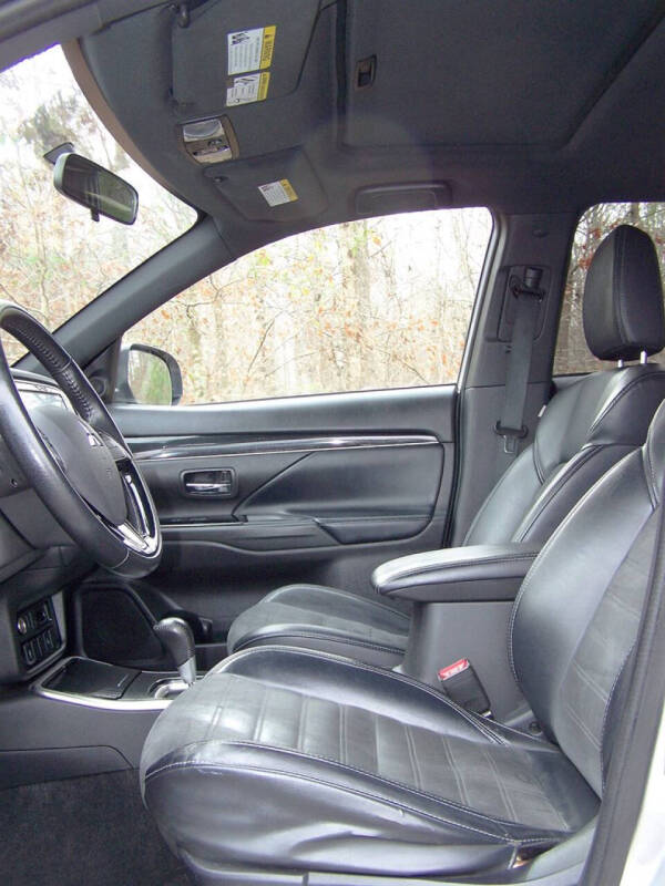 2019 Mitsubishi Outlander