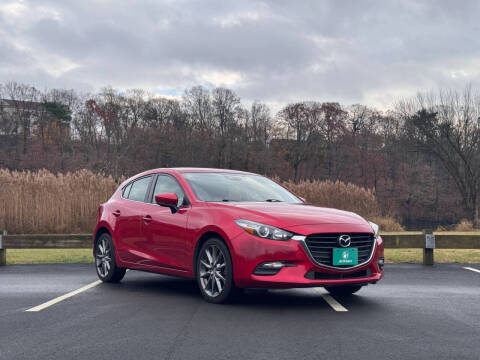 2018 Mazda MAZDA3 Touring
